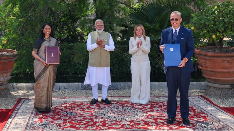 प्रधानमंत्री नरेन्द्र मोदी ने इटली की प्रधानमंत्री सुश्री जॉर्जिया मेलोनी से भेंट की
