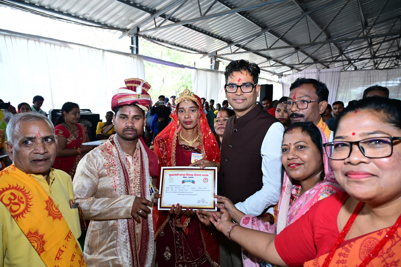 सामूहिक विवाह सामाजिक समरसता, सादगी और दहेज प्रथा के खिलाफ सशक्त संदेश है : वित्त मंत्री ओ.पी. चौधरी