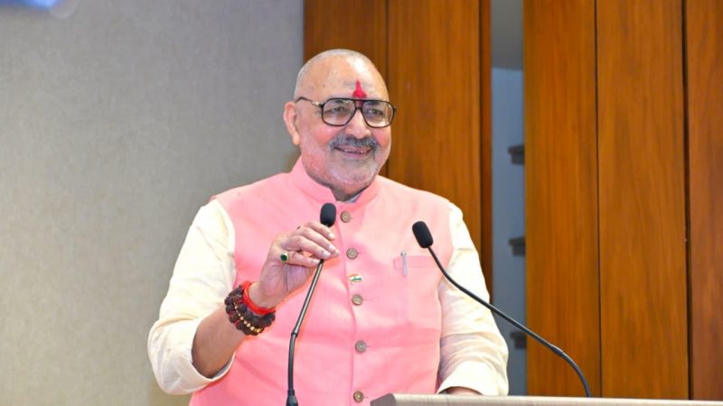 विकसित भारत के निर्माण के लिए 12 वर्षों में ऐतिहासिक कार्य हुए : गिरिराज सिंह