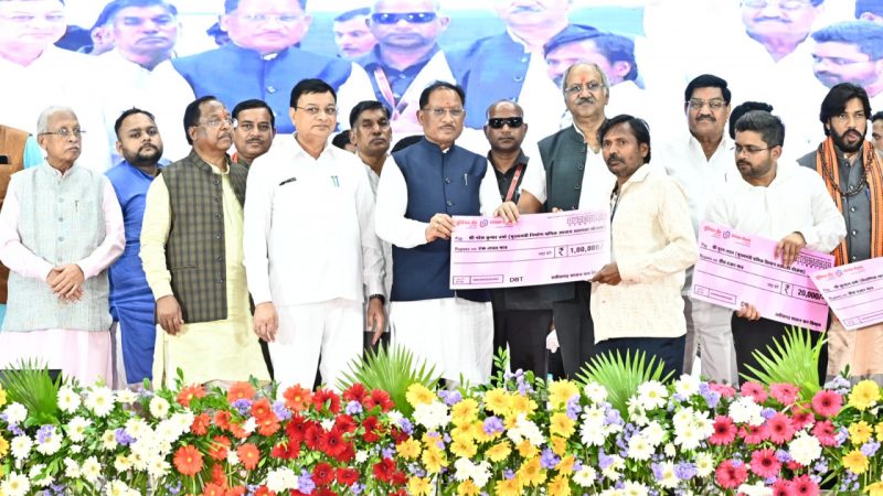 ढाई साल की उपलब्धियाँ- छत्तीसगढ़ का श्रमिक कल्याण के क्षेत्र में नई पहचान